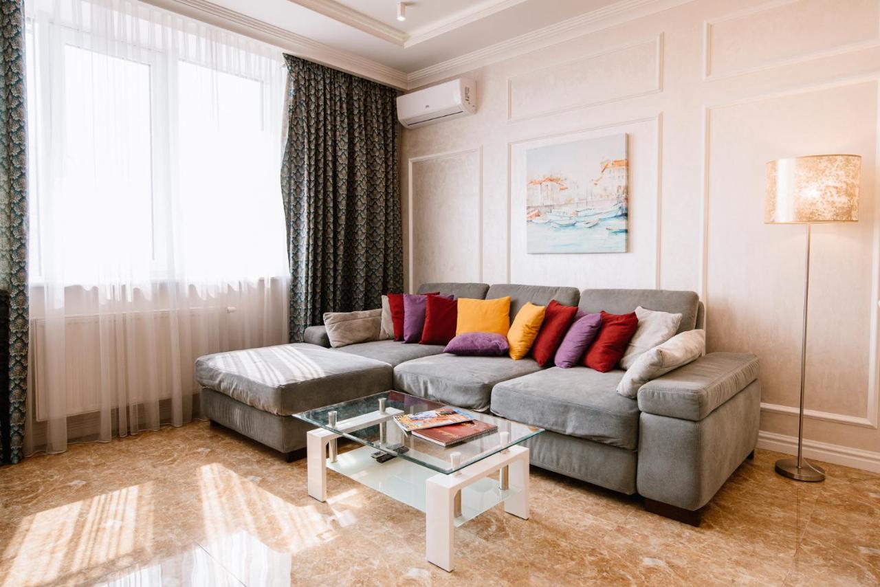 Apartmán Luxury For Business & Pleasure Royal 1 Kyjev Exteriér fotografie